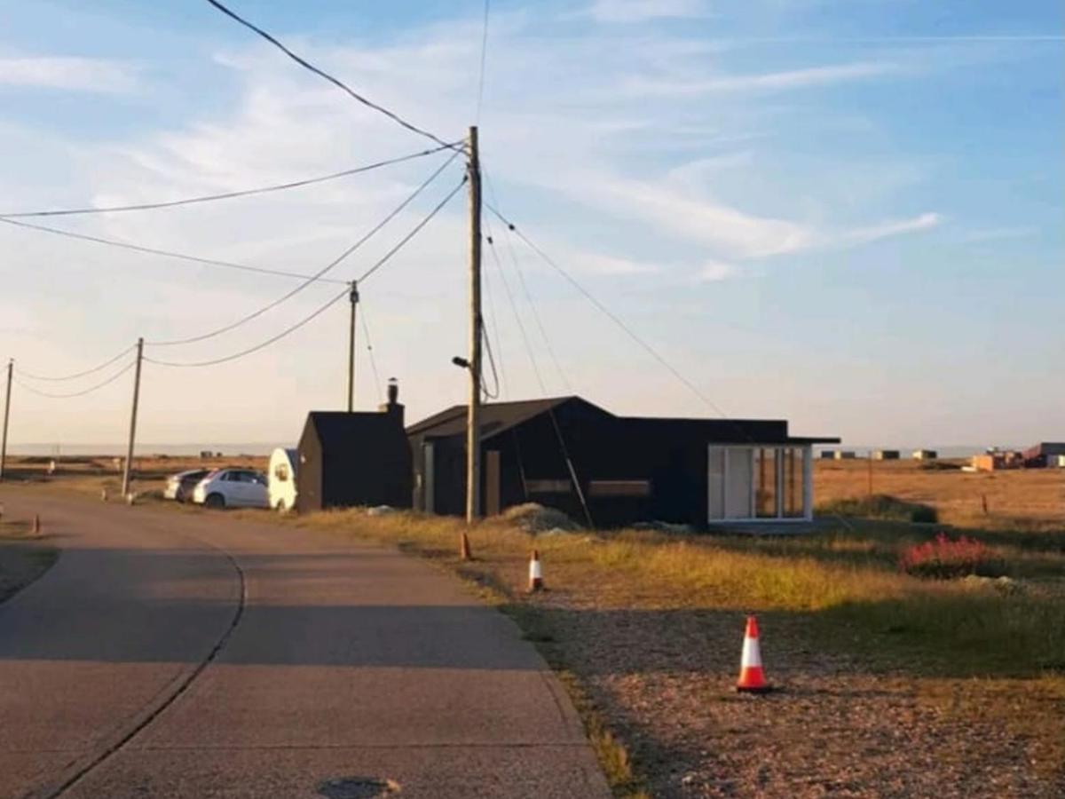 Pass The Keys Fabulous Beach Front Holiday Location Lydd Экстерьер фото