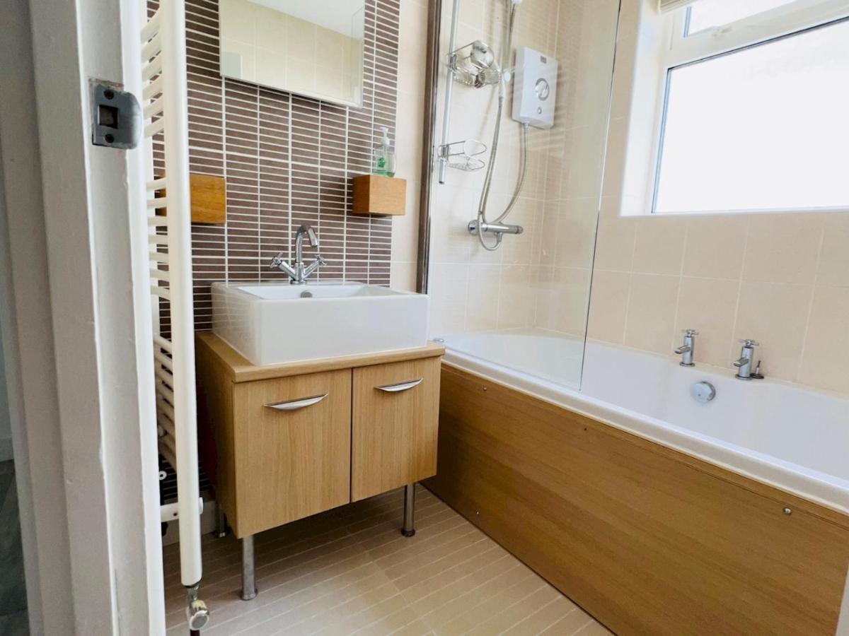Pass The Keys Fabulous Beach Front Holiday Location Lydd Экстерьер фото